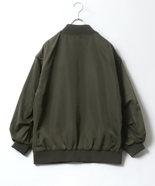 Salong hameu（サロン ハミュー）の「袖を取り外してベストにもなる2WAY マルチウェイMA-1ジャケットブルゾン/ミリタリー（MA-1・レディース・グレイッシュベージュ/カーキ/ブラック・M/L）」の19枚目の写真