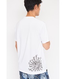 TORNADO MART（トルネードマート）の「R by TORNADO MART∴スパオール TMパイソンバックプリントTシャツ（その他ルームウェア・メンズ）」