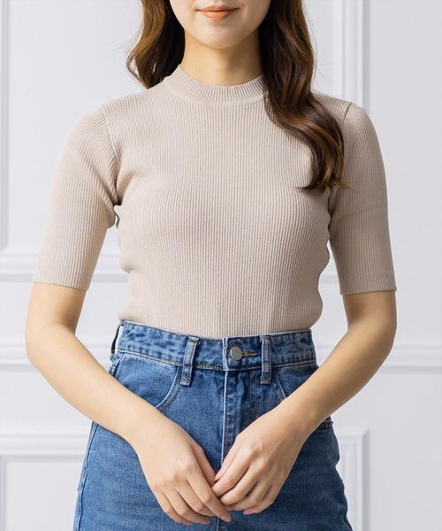 clear（クリア）の「×5分袖ハイネックニットトップス（ニット/セーター・レディース・イエロー/オレンジ/ピンク/オフホワイト/ブルー/イエロー系その他/グレイッシュベージュ/ブルー系その他2/ブラック・F）」の4枚目の写真