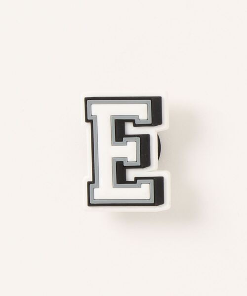crocs(クロックス)の「クロックス アルファベット E / crocs Jibbitz Letter E(シューズアクセサリー・レディース・その他・ONE SIZE)」の1枚目の写真