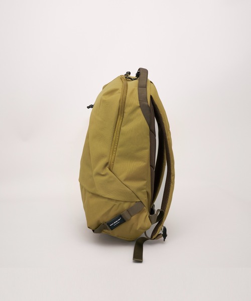 wdl.（ワームデザインラボ）の「【wdl.】 Minimal Day Pack（バックパック/リュック・メンズ・ブラック/グレー/ネイビー/ベージュ/ホワイト・FREE）」の11枚目の写真