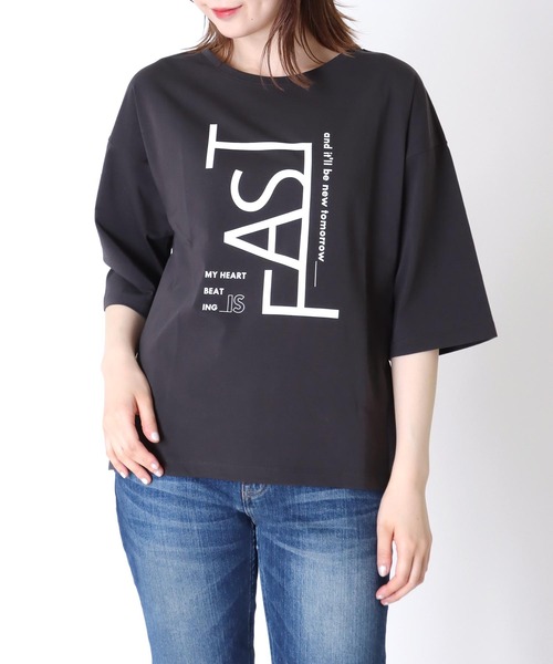 Jines(ジネス)の「ラバープリントロゴTシャツ(Tシャツ/カットソー・レディース・ホワイト×ブルー/チャコールグレー/ホワイト×ブラック・38)」の3枚目の写真