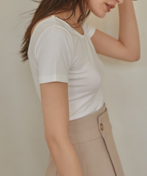 ACYM（アシーム）の「Minimal fit Tシャツ（Tシャツ/カットソー・レディース・イエロー/ホワイト/ブラック・FREE）」の4枚目の写真