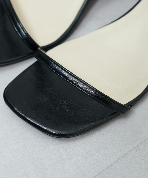 natural couture（ナチュラルクチュール）の「メタリック細ストラップサンダル（サンダル・レディース・ゴールド/ブラック/シルバー・SMALL/MEDIUM/LARGE）」の19枚目の写真