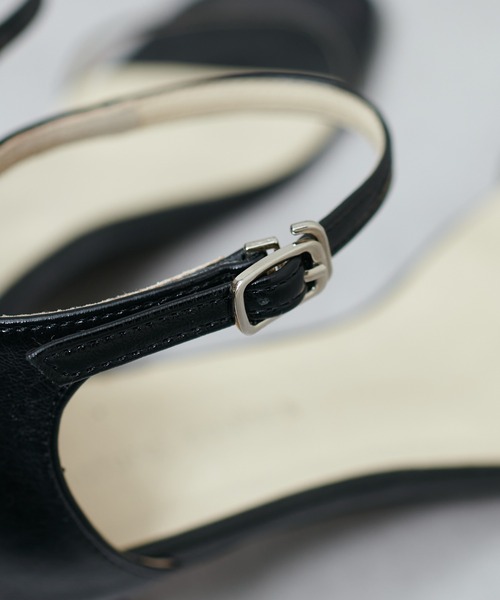 natural couture（ナチュラルクチュール）の「メタリック細ストラップサンダル（サンダル・レディース・ゴールド/ブラック/シルバー・SMALL/MEDIUM/LARGE）」の21枚目の写真