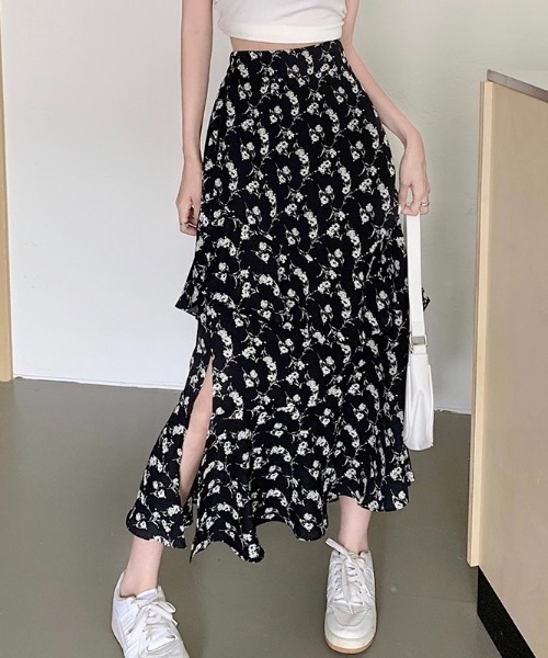 LADY LIKE（レディライク）の「スリット入りアシンメトリー花柄スカート（スカート・レディース・ホワイト/ブラック系その他/ブラック・M）」の15枚目の写真