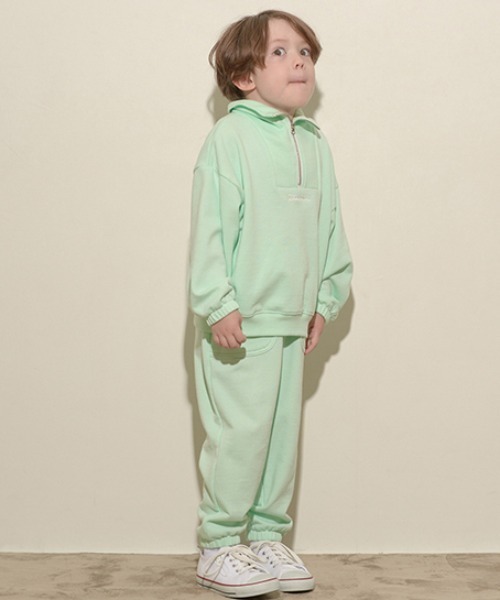 b・ROOM(ビールーム)の「【表コットン毛玉バイバイ】裾ゴムスウェットパンツ(その他パンツ・キッズ・チャコール/エメラルド/グレイッシュブルー/オートミール/ネイビー・140cm/100cm/120cm/110cm/130cm)」の17枚目の写真