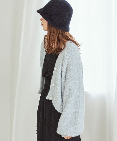 MAJESTIC LEGON（マジェスティックレゴン）の「【WEB限定アイテム/REVIVAL】ふわもちモールニットカーディガン（カーディガン/ボレロ・レディース・ピンクベージュ/アイボリー/サックスブルー/モカ・MEDIUM）」の21枚目の写真