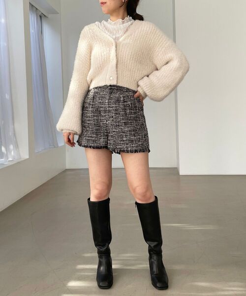 MAJESTIC LEGON（マジェスティックレゴン）の「【WEB限定アイテム/REVIVAL】ふわもちモールニットカーディガン（カーディガン/ボレロ・レディース・ピンクベージュ/アイボリー/サックスブルー/モカ・MEDIUM）」の9枚目の写真