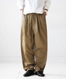 綿100%テーパードパンツ