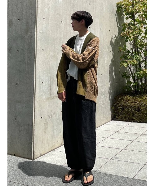 UNSTUDIED（アンスタディード）の「[UNSTUDIED]地柄切り替えニットカーディガン（カーディガン/ボレロ・メンズ・ベージュ/カーキ・MEDIUM/LARGE）」の18枚目の写真