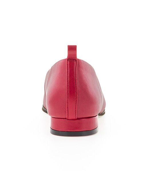 A de Vivre（アドゥヴィーヴル）の「3E ソフトレザーフラットパンプス（パンプス・レディース・レッド/ブラック/ブルーグレー・L/M/S/LL）」の8枚目の写真