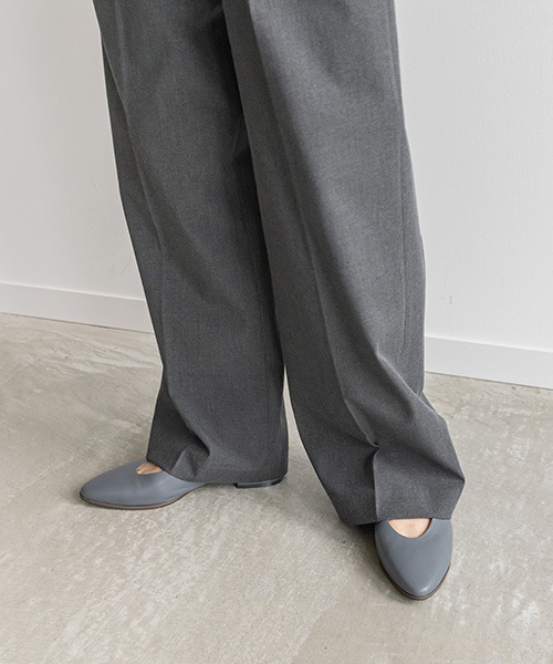 A de Vivre（アドゥヴィーヴル）の「3E ソフトレザーフラットパンプス（パンプス・レディース・レッド/ブラック/ブルーグレー・L/M/S/LL）」の16枚目の写真