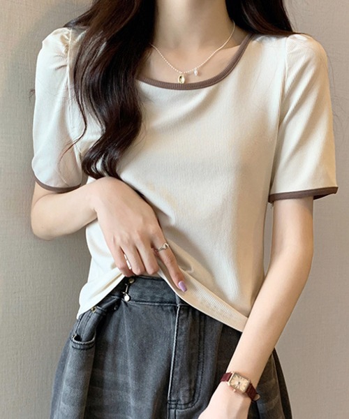 Dewlily(デューリリー)の「バイカラーTシャツ(Tシャツ/カットソー・レディース・ブラック/ベージュ/グリーン/ホワイト・M/L)」の5枚目の写真