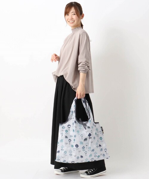one'sterrace(ワンズテラス)の「moz エコバッグ フラワー(エコバッグ/サブバッグ・レディース・ブラック/ライトグレー系9・99)」の16枚目の写真