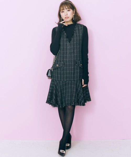 marun（マルン）の「＜大きいサイズ＞ フリルハイネックニットトップス marun（ニット/セーター・レディース・アイボリー/ブラック・4L/L/LL/3L/5L）」の5枚目の写真