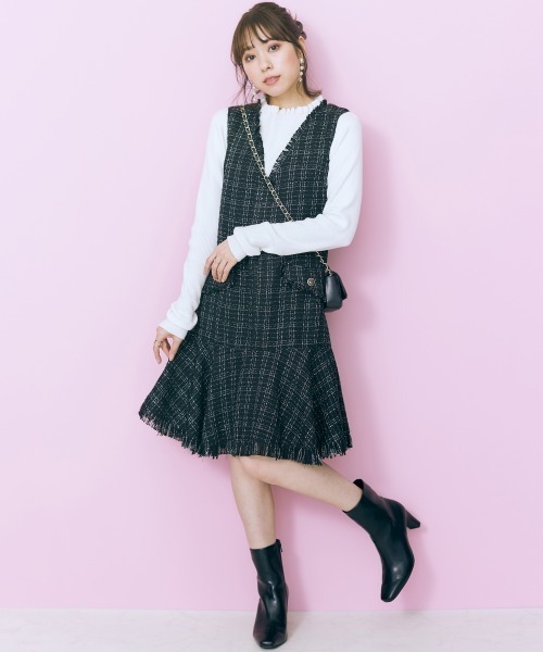 marun（マルン）の「＜大きいサイズ＞ フリルハイネックニットトップス marun（ニット/セーター・レディース・アイボリー/ブラック・4L/L/LL/3L/5L）」の11枚目の写真