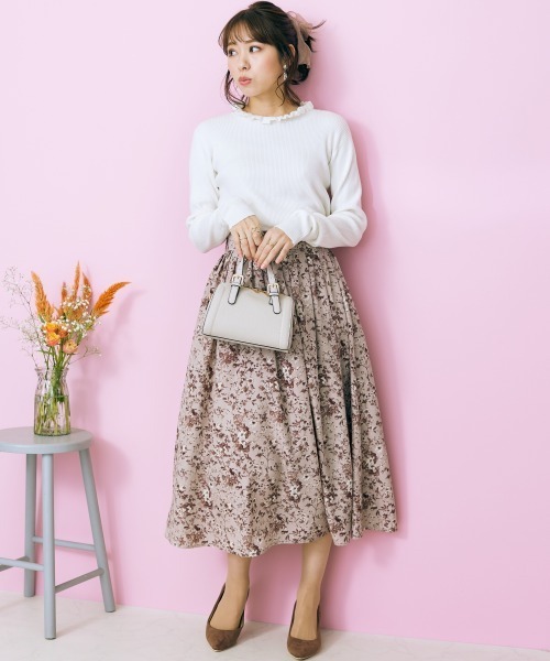 marun（マルン）の「＜大きいサイズ＞ フリルハイネックニットトップス marun（ニット/セーター・レディース・アイボリー/ブラック・4L/L/LL/3L/5L）」の15枚目の写真