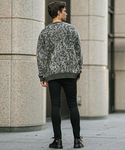 SOMEDIFF(サムディフ)の「【SOMEDIFF】モヘアタッチ総柄カーディガン メンズ ルーズシルエット ニットカーデ 大きいサイズ 春服 冬服(カーディガン/ボレロ・メンズ・ライトホワイト/ブラック/ベージュ/チャコールグレー/ブラック系/グレー系/ブラウン系/オリーブ・XL/L/M)」の13枚目の写真