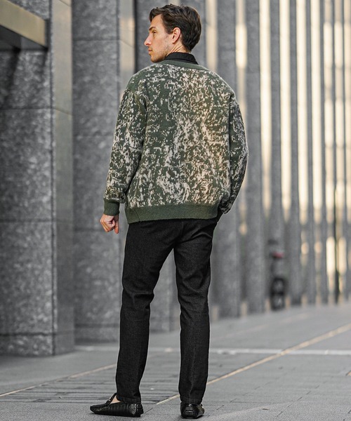SOMEDIFF(サムディフ)の「【SOMEDIFF】モヘアタッチ総柄カーディガン メンズ ルーズシルエット ニットカーデ 大きいサイズ 春服 冬服(カーディガン/ボレロ・メンズ・ライトホワイト/ブラック/ベージュ/チャコールグレー/ブラック系/グレー系/ブラウン系/オリーブ・XL/L/M)」の17枚目の写真