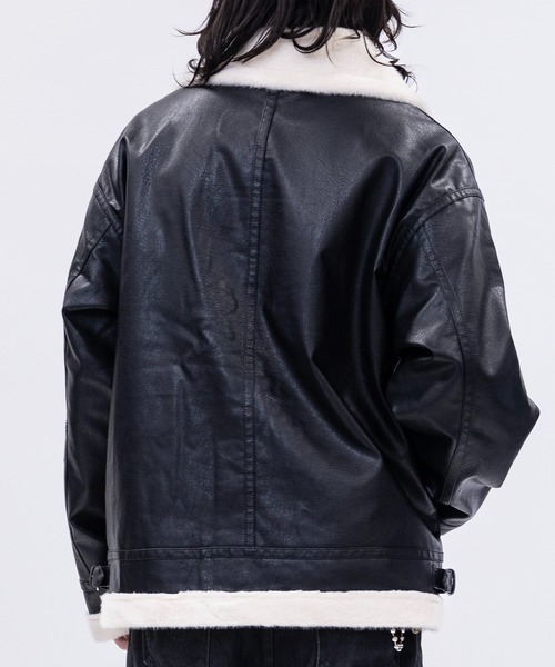 JOHN'S CLOSET（ジョンズクローゼット）の「【13】フェイクムートン B-3 フライトジャケット（ムートンコート・メンズ・ブラック/ベージュ/アイボリー/ブラック系・LARGE/MEDIUM）」の17枚目の写真