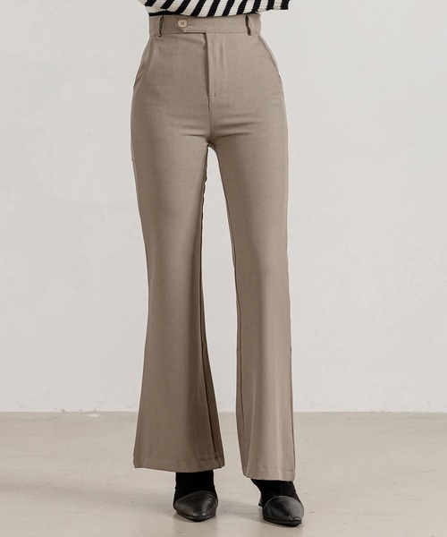 DAY CLOSET（デイ クローゼット）の「【大きいサイズ有】きれいめ美脚見せ。ハイウエストツイルフレアスラックス レディース（スラックス・レディース・グレイッシュベージュ/ブラウン/ブラック/グレー・M/S/XL/L）」の8枚目の写真