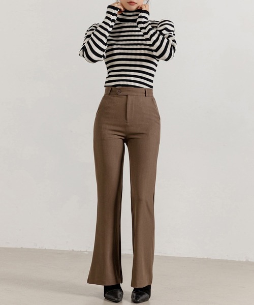 DAY CLOSET（デイ クローゼット）の「【大きいサイズ有】きれいめ美脚見せ。ハイウエストツイルフレアスラックス レディース（スラックス・レディース・グレイッシュベージュ/ブラウン/ブラック/グレー・M/S/XL/L）」の20枚目の写真