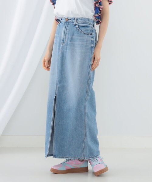 Ray BEAMS（レイビームス）の「RED CARD TOKYO / Cameron デニム スカート（スカート・レディース・ライトブルー・2/1）」の6枚目の写真