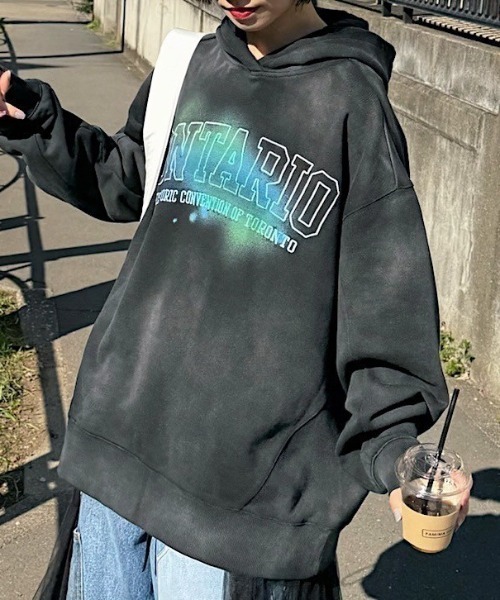 PAGEBOY(ページボーイ)の「スプレーロゴルーズパーカー(パーカー・レディース・オフホワイト/スカイブルー/ブラック・FREE)」の18枚目の写真