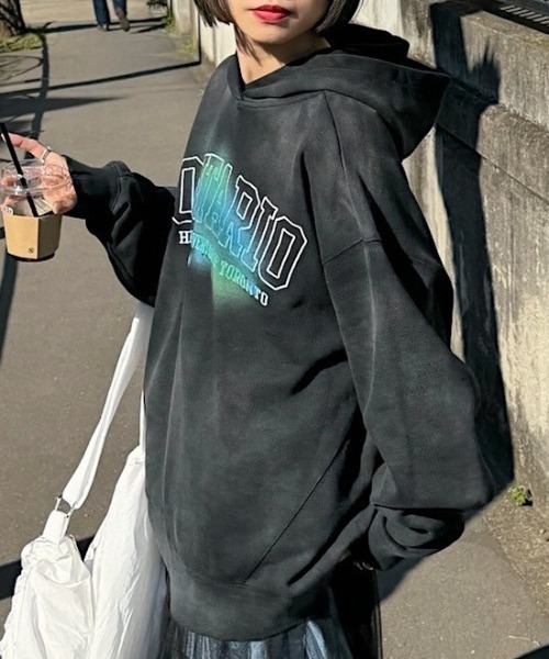 PAGEBOY(ページボーイ)の「スプレーロゴルーズパーカー(パーカー・レディース・オフホワイト/スカイブルー/ブラック・FREE)」の19枚目の写真