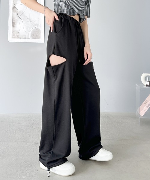 mily bilet（ミウィビレット）の「【mily bilet】存在感を発揮する一枚。カットオフワイドスウェットパンツ（スウェットパンツ・レディース・ブラック/オートミール/グレー・X-LARGE/SMALL/MEDIUM/LARGE）」の22枚目の写真