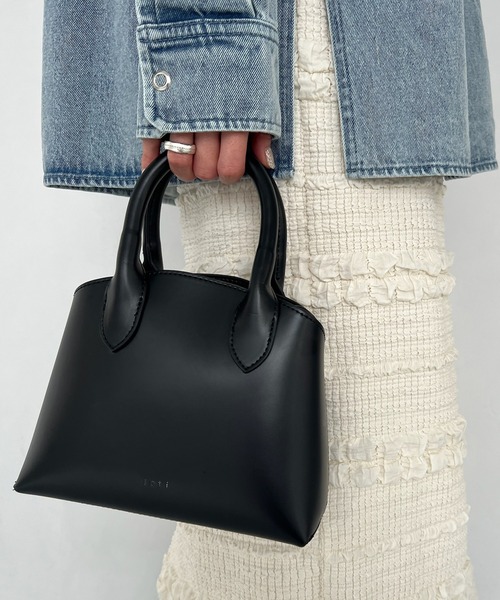 loti(ロティ)の「【EC限定】loti 巾着付きミニハンドルBAG(ハンドバッグ・レディース・ブラック/ブラウン/グリーン・ONE SIZE)」の13枚目の写真
