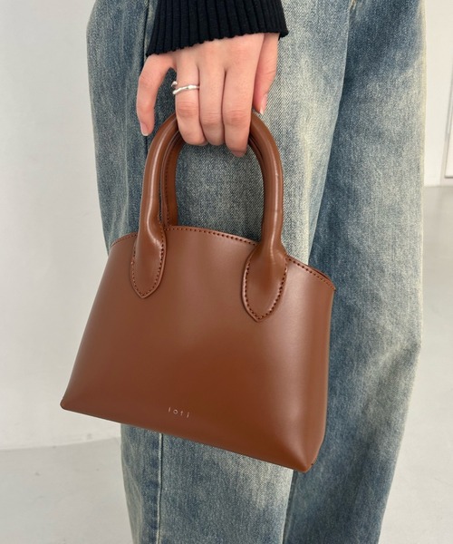 loti(ロティ)の「【EC限定】loti 巾着付きミニハンドルBAG(ハンドバッグ・レディース・ブラック/ブラウン/グリーン・ONE SIZE)」の19枚目の写真