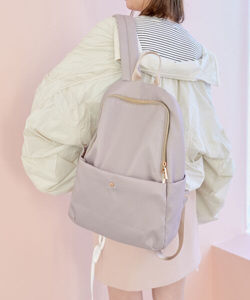 MAJESTIC LEGON（マジェスティックレゴン）の「シンプル軽量リュック（バックパック/リュック・レディース・ベージュ/ライトグレー/ブラック・FREE）」の4枚目の写真