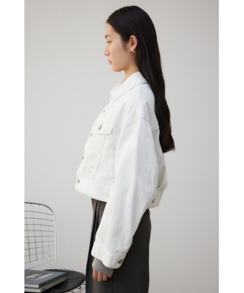 AZUL by moussy（アズールバイマウジー）の「ワイドスリーブデニムジャケット（デニムジャケット・レディース・オフホワイト/ブルー/ワンウォッシュ・FREE）」の8枚目の写真