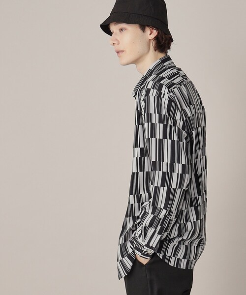 THE SHOP TK （ザ ショップ ティーケー ）の「◆プリントデザインレギュラーカラーシャツ（シャツ/ブラウス・メンズ・ホワイト系8/キャメル/ピンク系9/ネイビー系/ホワイト系5/ネイビー系2・02/03/04）」の21枚目の写真