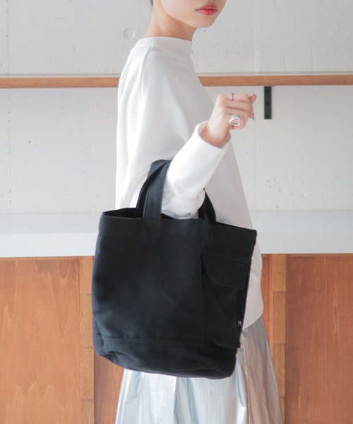 ROOTOTE(ルートート)の「【ROOTOTE】SN.デリ.リサイクルコットン-D トートバッグ 1017(トートバッグ・レディース・グレー/ブラック/アイボリー/カーキ/グリーン/ラベンダー/グリーン系1/イエロー/ライトパープル/レッド・FREE)」の11枚目の写真