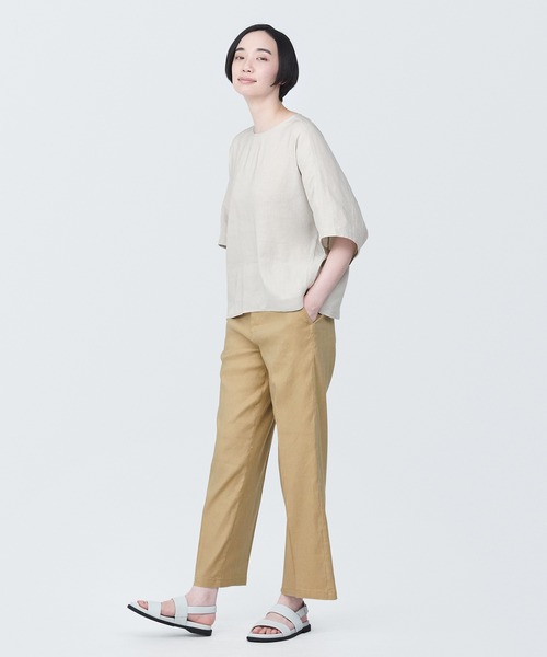 無印良品(ムジルシリョウヒン)の「婦人 ヘンプ レーヨン 半袖ブラウス(シャツ/ブラウス・レディース・ブルー系1/ライトグレー/オフホワイト/ブラック・XL/L/M/S/XS)」の22枚目の写真
