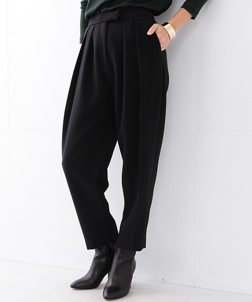 Demi-Luxe BEAMS(デミルクス ビームス)の「Demi-Luxe BEAMS / ストレッチ Wタックパンツ(その他パンツ・レディース・ライトグレー/ブラック・38/36)」の1枚目の写真