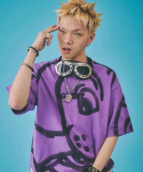 GALFY(ガルフィー)の「【GALFY/ガルフィー】デッカわんちゃん Tee(Tシャツ/カットソー・メンズ・ベージュ/パープル/ブラック・XL/L)」の3枚目の写真