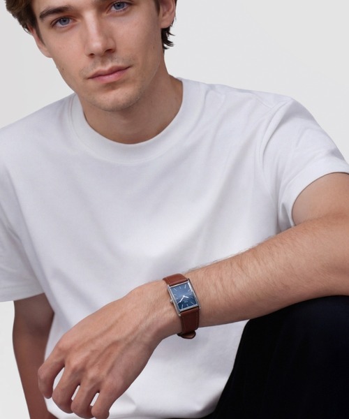 Daniel Wellington(ダニエルウェリントン)の「Bound 35x24 Black croc メンズ腕時計 本革(アナログ腕時計・メンズ・ゴールド/シルバー/ブルー/イエローゴールド・ONE SIZE)」の2枚目の写真