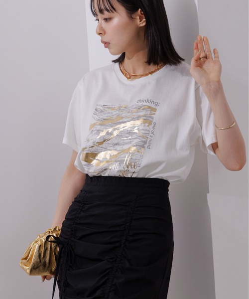 Eimee Law(エイミーロウ)の「マーブル×箔ロゴTシャツ(Tシャツ/カットソー・レディース・スミクロ/オフホワイト・38)」の2枚目の写真