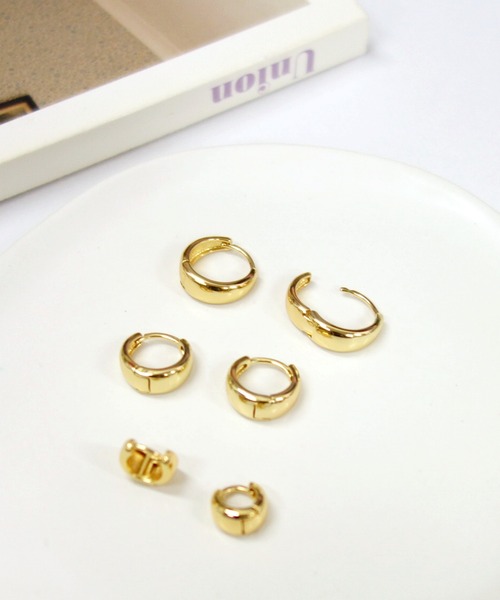 almo(アルモ)の「ボリュームリングミニフープピアス/ペア(RO)(ピアス(両耳用)・レディース・ゴールド/シルバー・10/14/16)」の8枚目の写真