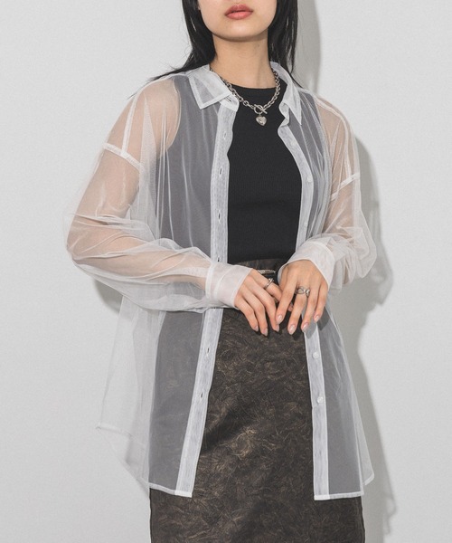 PAGEBOY(ページボーイ)の「チュールシアーシャツ(シャツ/ブラウス・レディース・チャコール/ブラック/ホワイト・FREE)」の1枚目の写真