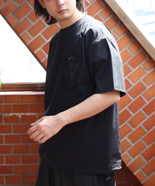 GERRY(ジェリー)の「GERRYナイロンメッシュポケットTシャツ(Tシャツ/カットソー・メンズ・グレイッシュベージュ/ブラック/カーキ・X-LARGE/LARGE/MEDIUM)」の4枚目の写真