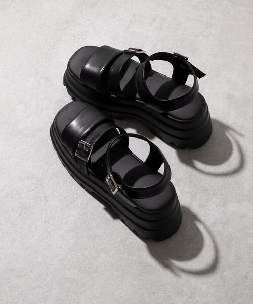 WEGO（ウィゴー）の「WEGO/ボリュームソールダブルベルトサンダル（サンダル・レディース・ブラック・LARGE/MEDIUM）」の3枚目の写真