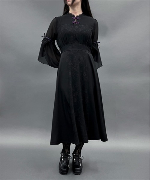 axes femme POETIQUE(アクシーズファムポエティック)の「チャイナボタンフレア袖ワンピース(ワンピース・レディース・グレー/ブルーグリーン/ブラック・MEDIUM)」の2枚目の写真