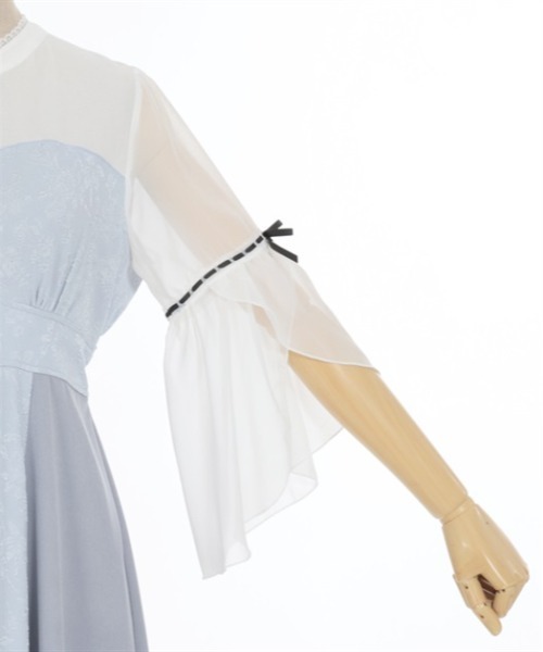 axes femme POETIQUE(アクシーズファムポエティック)の「チャイナボタンフレア袖ワンピース(ワンピース・レディース・グレー/ブルーグリーン/ブラック・MEDIUM)」の10枚目の写真