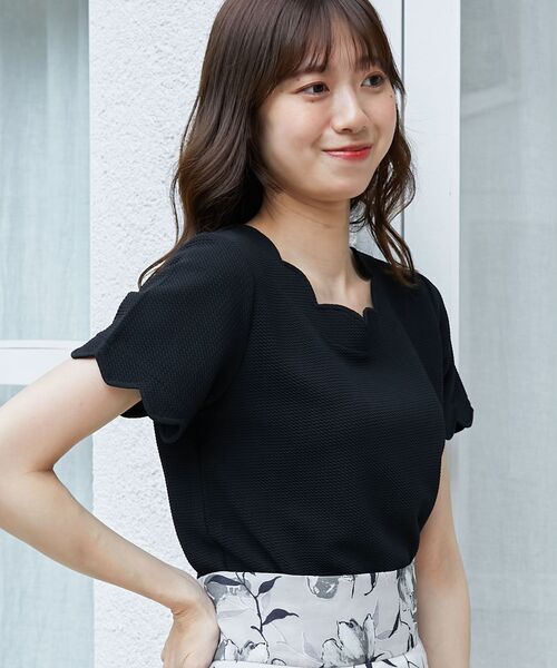 MAJESTIC LEGON（マジェスティックレゴン）の「【WEB限定アイテム】スカラップカットトップス（Tシャツ/カットソー・レディース・ネイビー/アイボリー/ブラック・MEDIUM）」の16枚目の写真