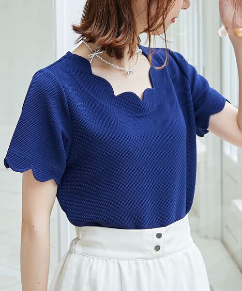 MAJESTIC LEGON（マジェスティックレゴン）の「【WEB限定アイテム】スカラップカットトップス（Tシャツ/カットソー・レディース・ネイビー/アイボリー/ブラック・MEDIUM）」の9枚目の写真